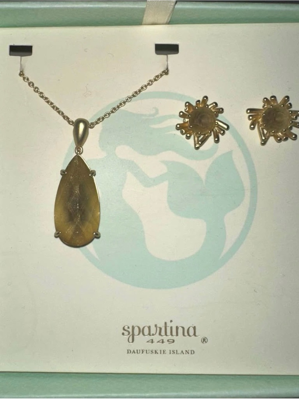 New In Box Spartina Gold Teardrop Pendant Necklace with Sunburst Stud Earrings